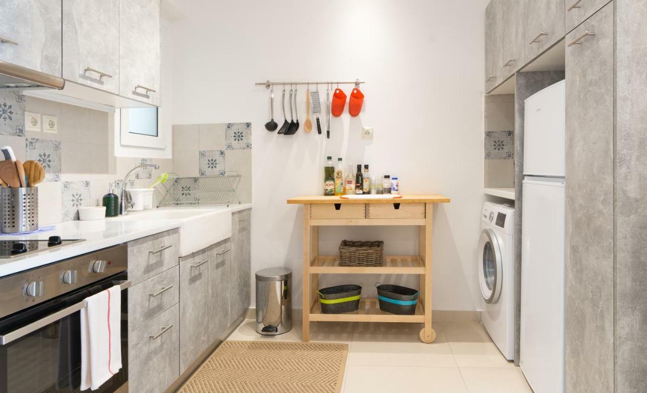 1 Km From The Acropolis 1 Bedroom Apt Netflix And Washing Machine Athen Eksteriør bilde