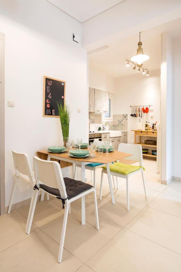 1 Km From The Acropolis 1 Bedroom Apt Netflix And Washing Machine Athen Eksteriør bilde